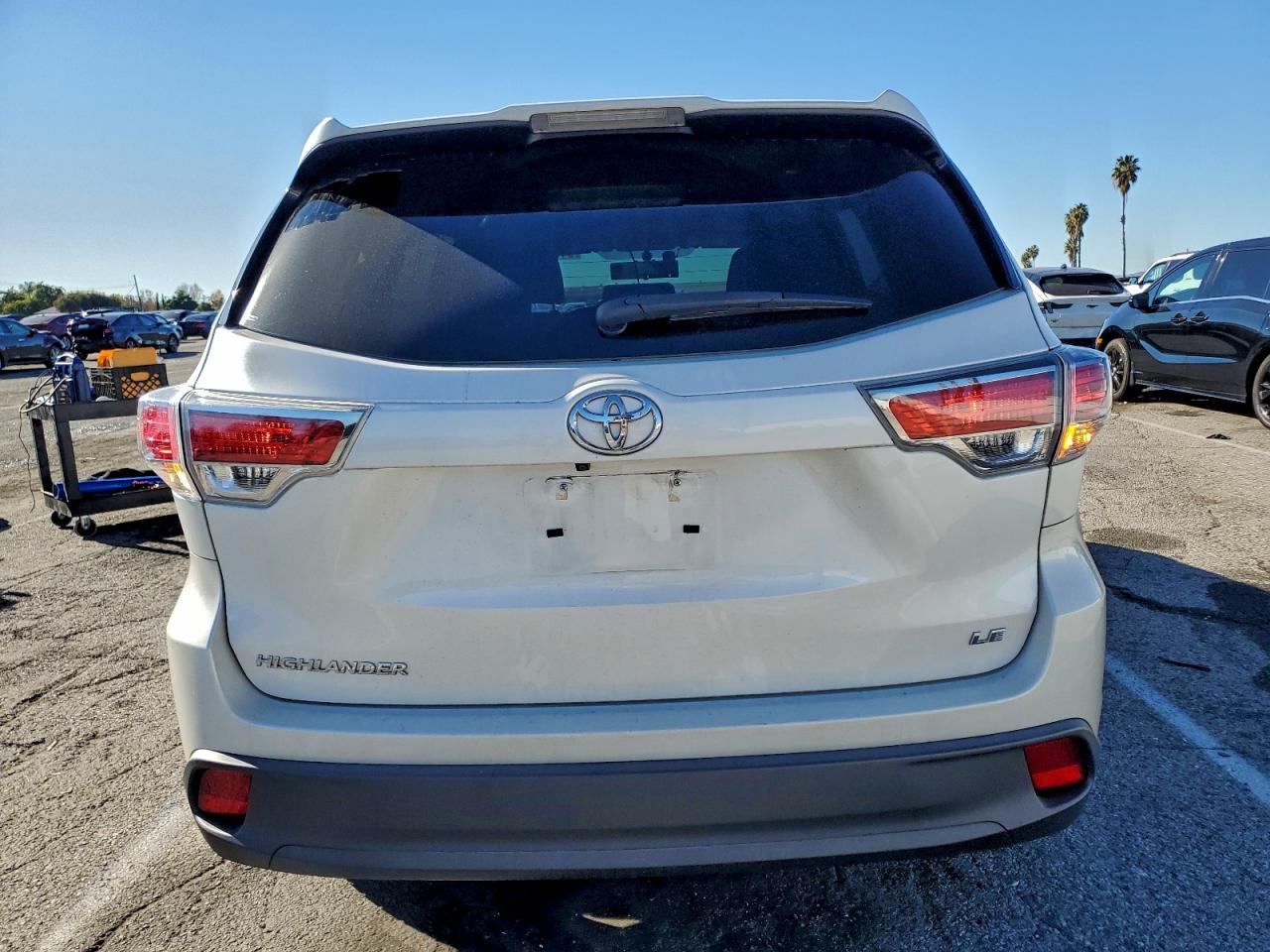 2014 Toyota Highlander Le VIN: 5TDZARFH1ES004584 Lot: 94728025