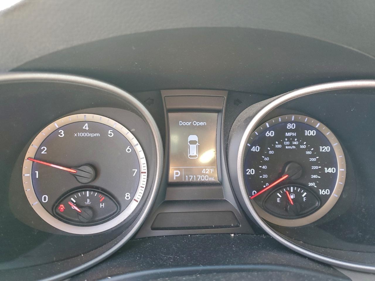 2016 Hyundai Santa Fe Se VIN: KM8SMDHF5GU151573 Lot: 94707495