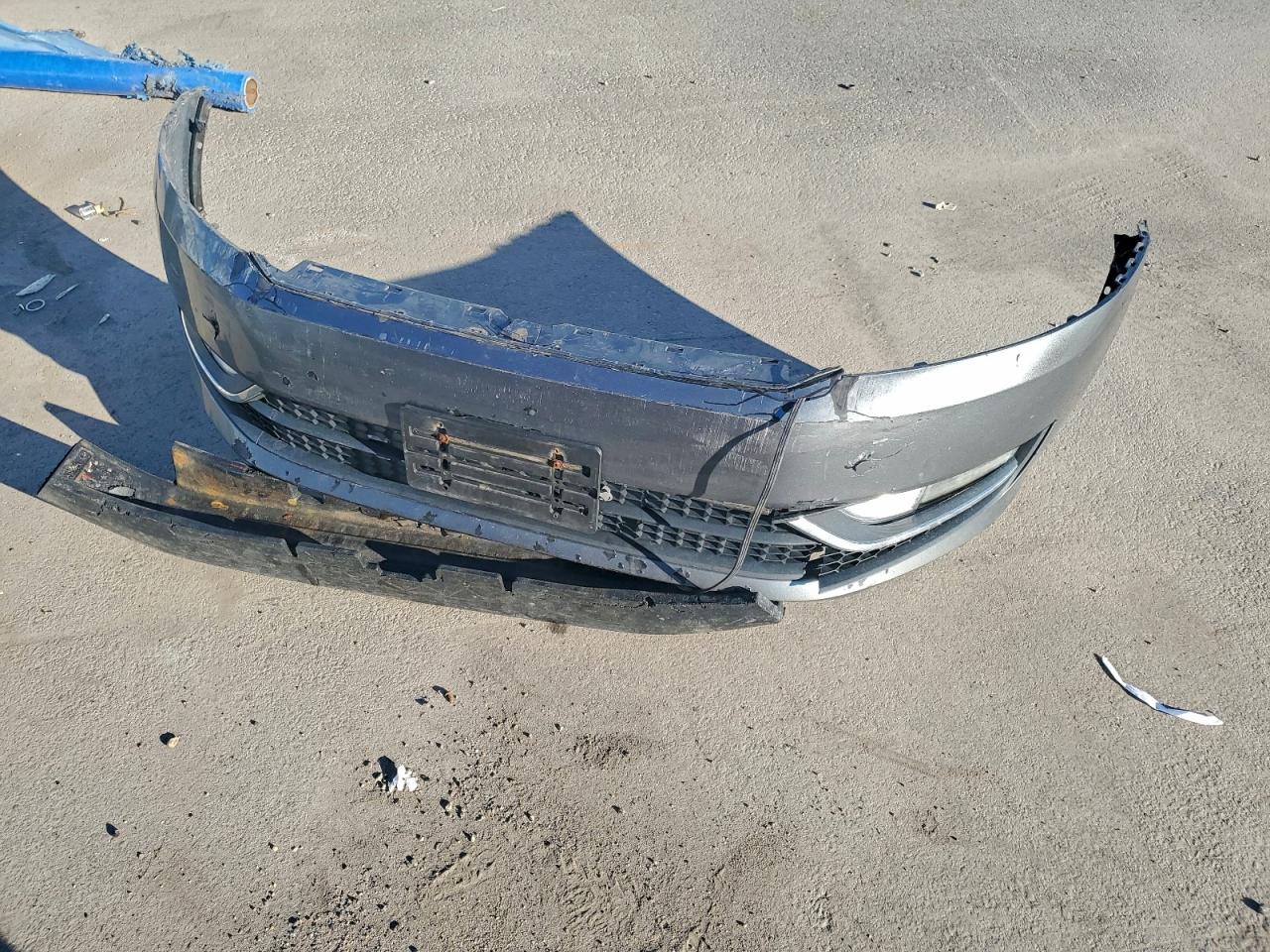 2012 Volkswagen Passat Sel VIN: 1VWCN7A33CC079552 Lot: 92921245