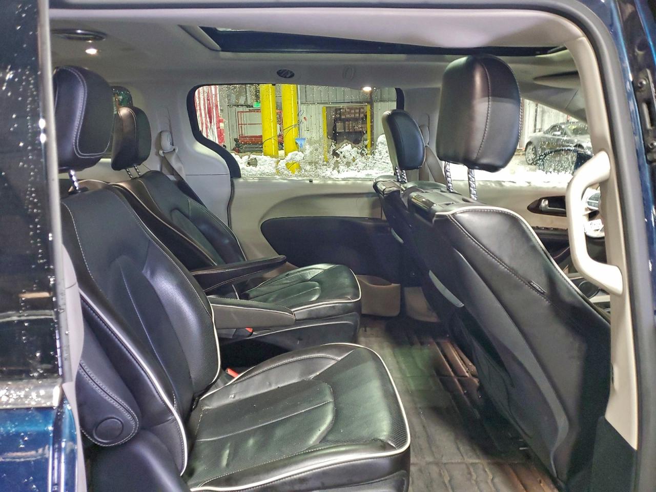 2021 Chrysler Pacifica Hybrid Limited VIN: 2C4RC1S76MR557375 Lot: 95085585