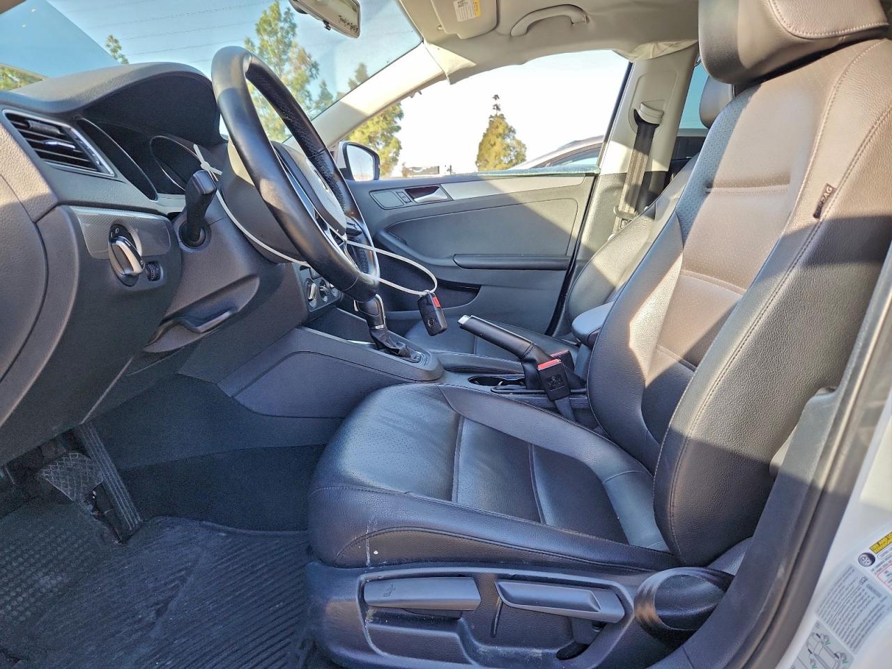 2017 Volkswagen Jetta Se VIN: 3VWDB7AJ7HM308266 Lot: 97224055