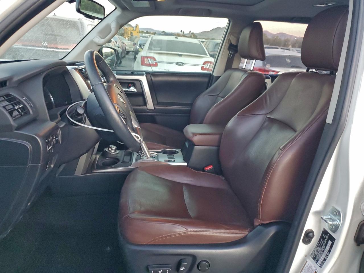 2019 Toyota 4Runner Sr5/Sr5 Premium VIN: JTEBU5JR1K5652229 Lot: 94823245