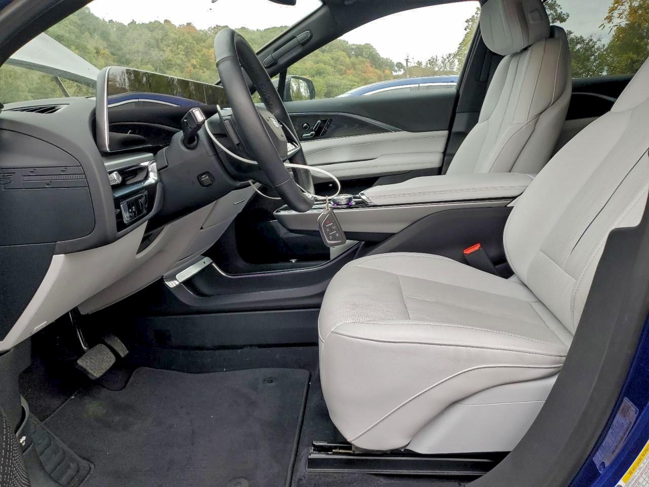 2024 Cadillac Lyriq Luxury VIN: 1GYKPPRL0RZ139476 Lot: 95742725