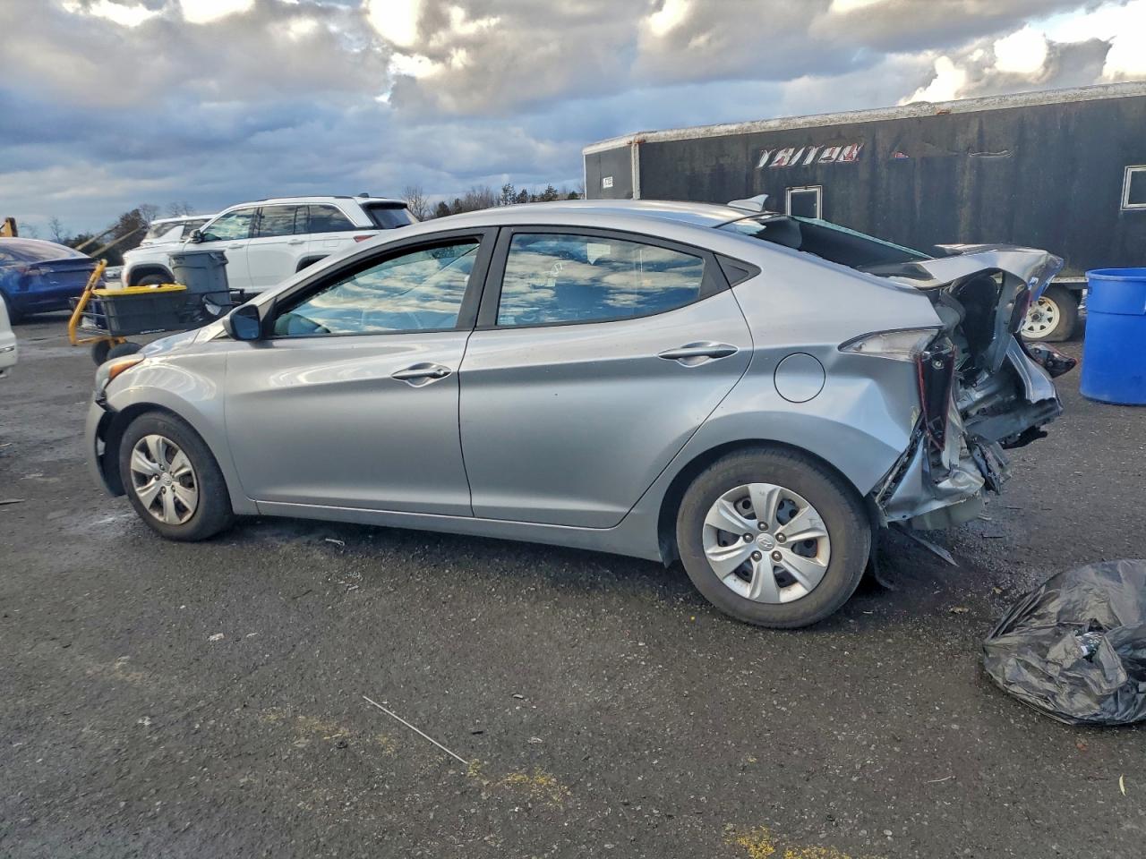 2016 Hyundai Elantra Se VIN: 5NPDH4AE5GH678963 Lot: 97636785