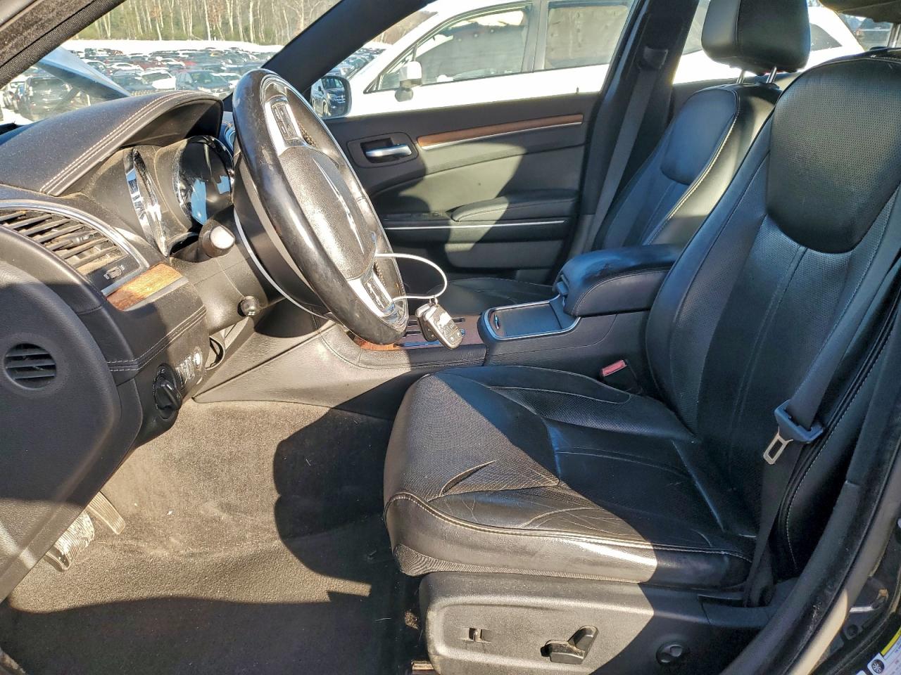 2012 Chrysler 300C Luxury VIN: 2C3CCAST7CH275158 Lot: 96229635