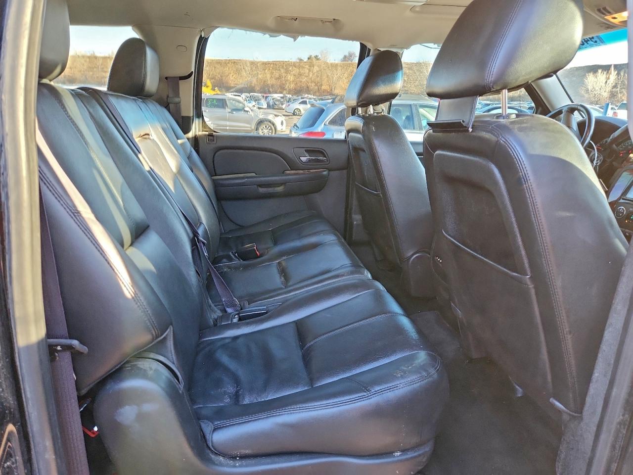 2013 Chevrolet Suburban K1500 Lt VIN: 1GNSKJE74DR119127 Lot: 94099985