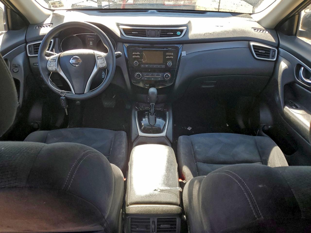 2016 Nissan Rogue S VIN: JN8AT2MT8GW010945 Lot: 96364675