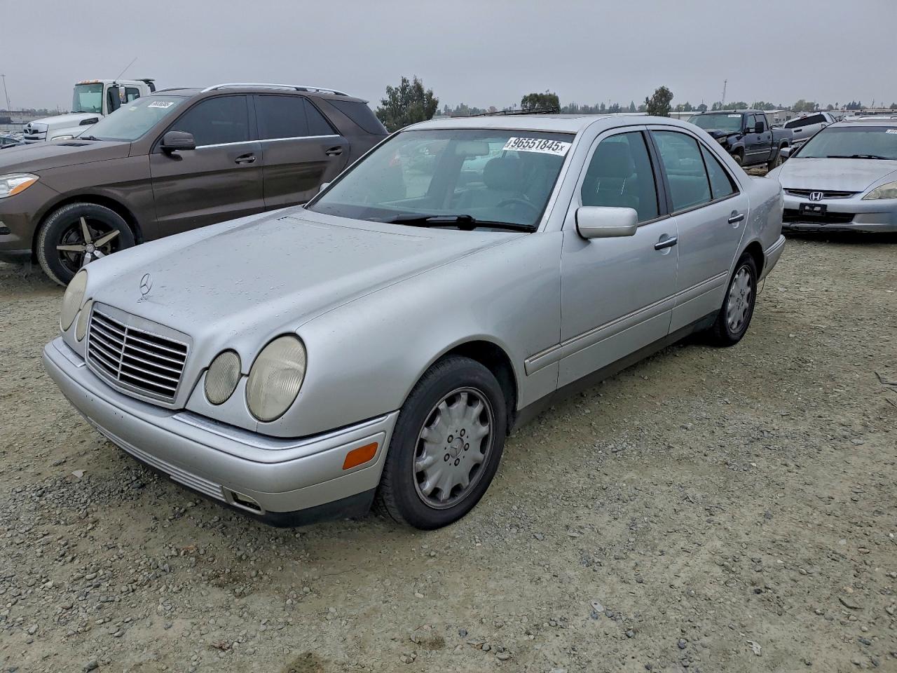 1998 Mercedes-Benz E 320