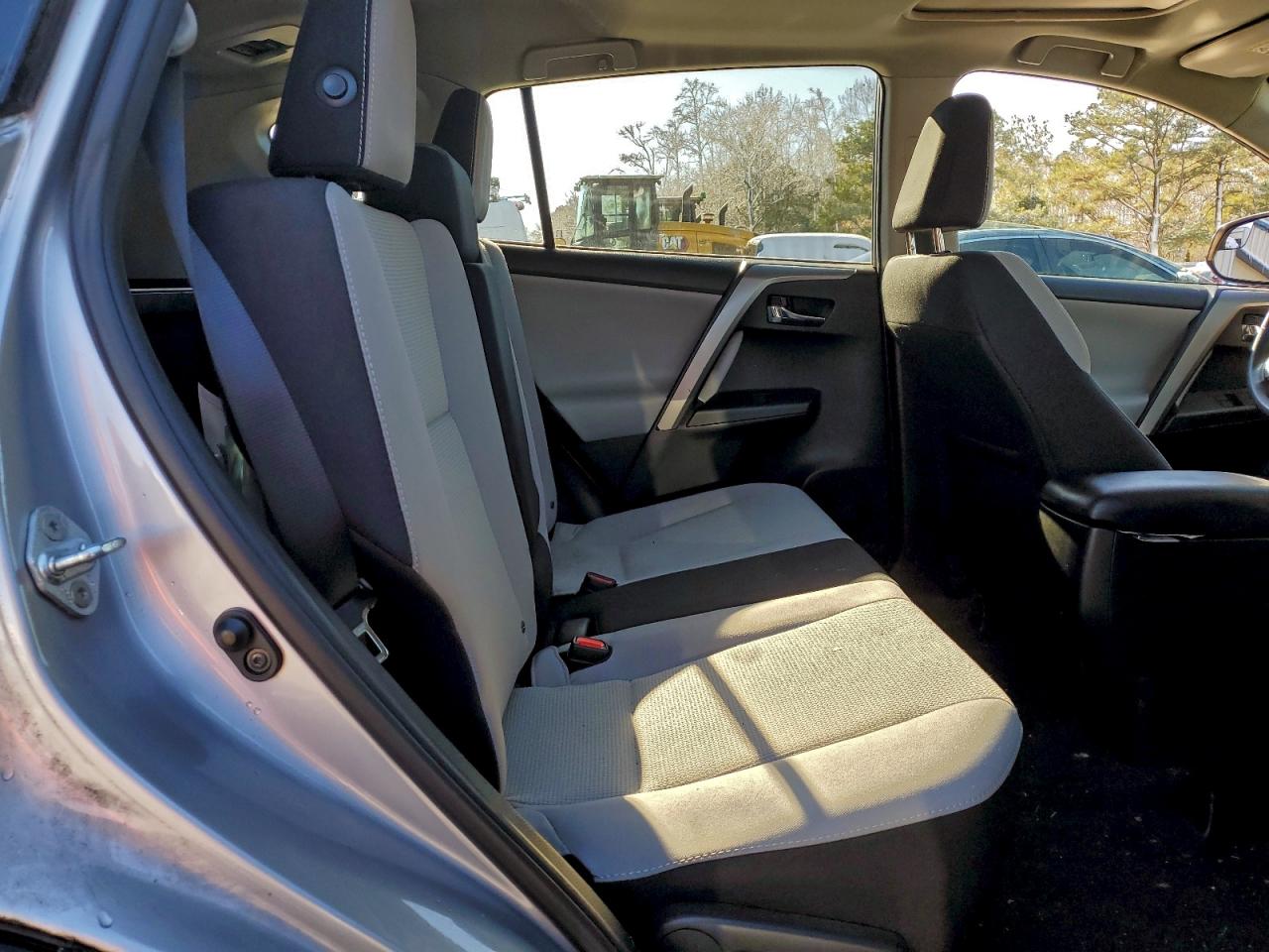 2016 Toyota Rav4 Xle VIN: 2T3RFREV3GW537076 Lot: 95555675