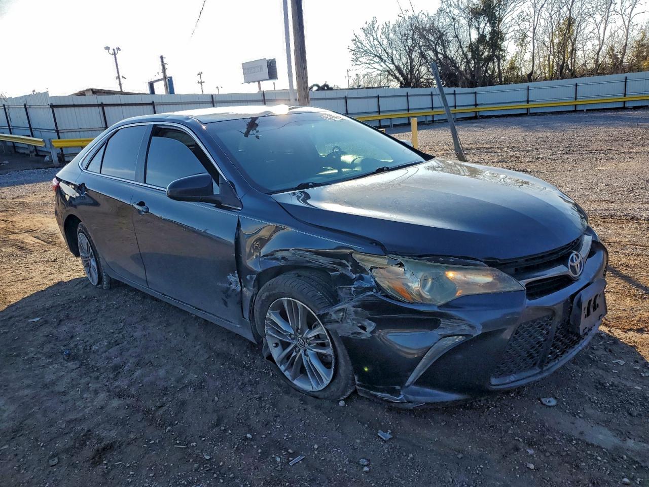 2016 Toyota Camry Le VIN: 4T1BF1FK8GU551751 Lot: 95438845