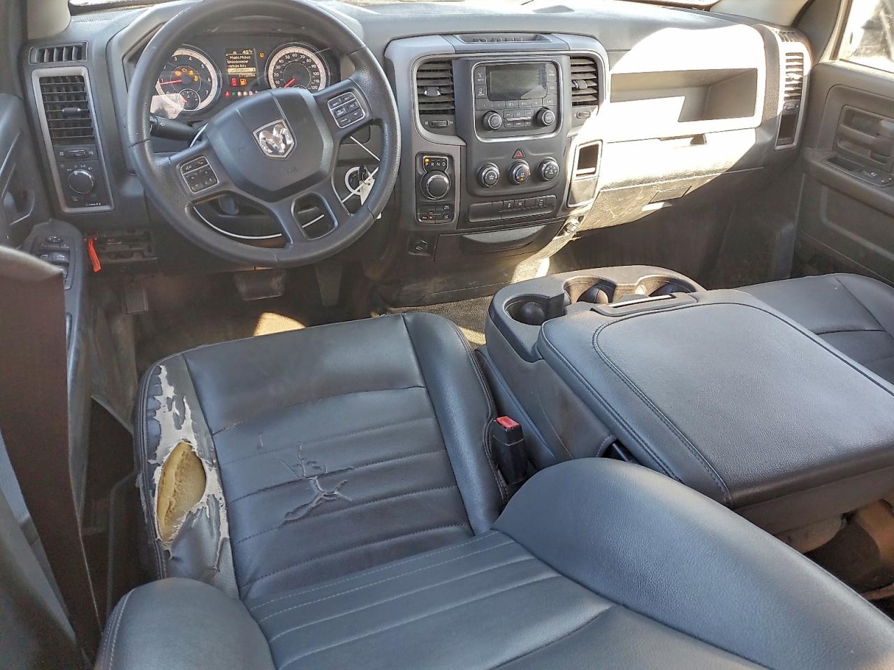 2017 Ram 1500 St VIN: 1C6RR7FG4HS765987 Lot: 96285185