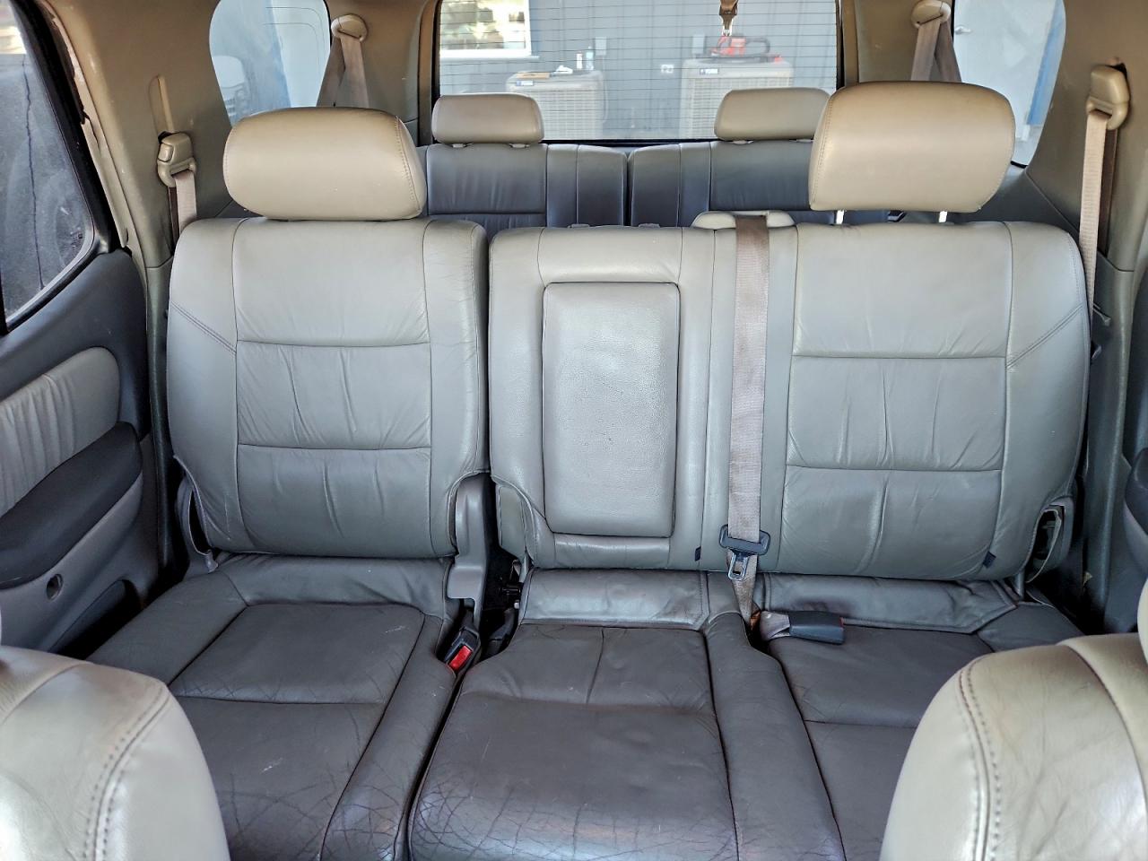 2001 Toyota Sequoia Limited VIN: 5TDBT48A61S005092 Lot: 97016185