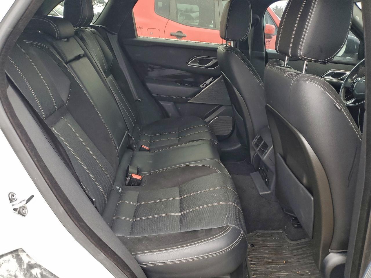 2018 Land Rover Range Rover Velar R-Dynamic Se VIN: SALYL2RV8JA730814 Lot: 96136295