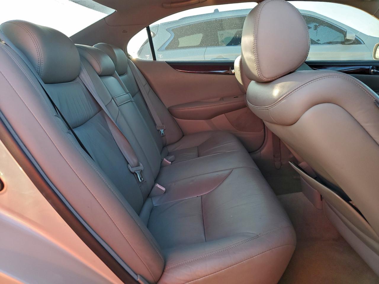 2004 Lexus Es 330 VIN: JTHBA30G745041401 Lot: 94643595