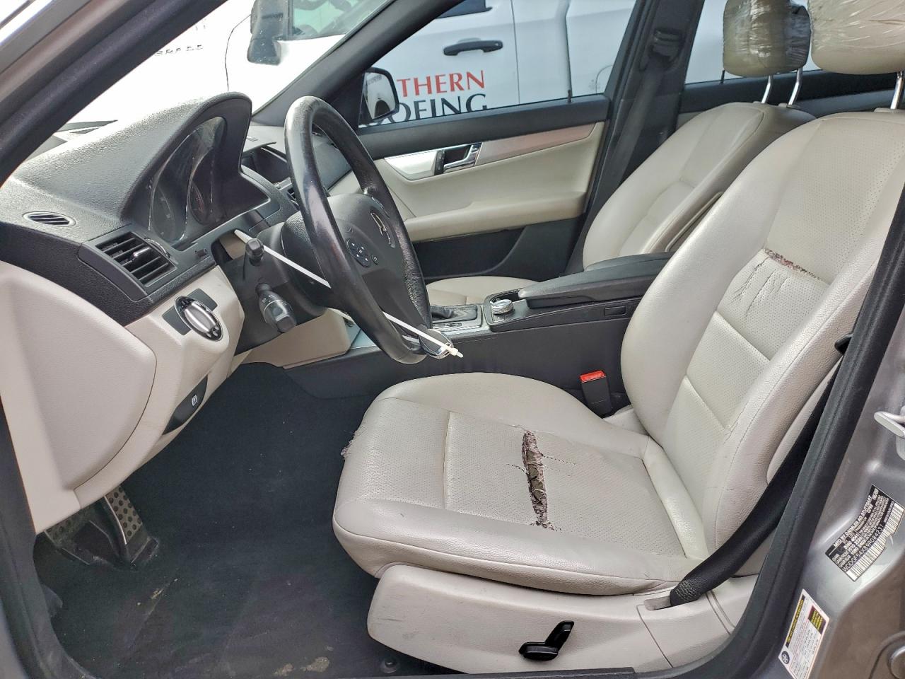 2009 Mercedes-Benz C 300 VIN: WDDGF54X89R084231 Lot: 95295085