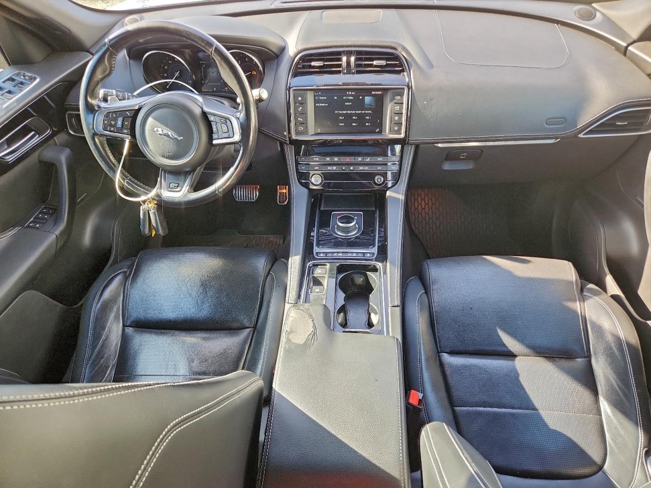 2018 Jaguar F-Pace R - Sport VIN: SADCL2GX5JA290402 Lot: 95912155