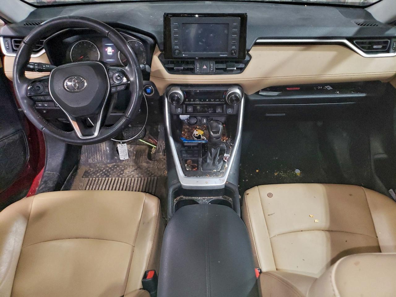 2021 Toyota Rav4 Xle Premium VIN: 2T3A1RFV5MW180411 Lot: 96120485