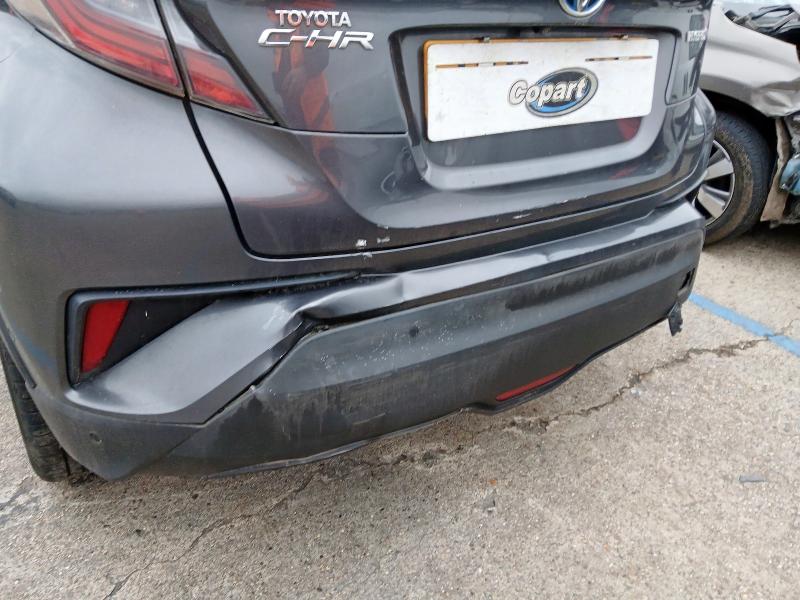 2017 TOYOTA C-HR 1.8 HYBRID DYNAMIC 5DR CVT