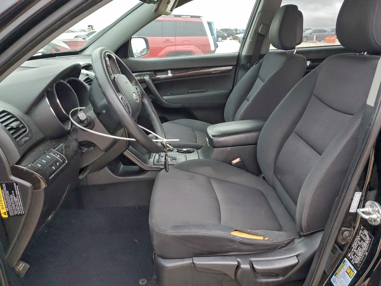 2011 Kia Sorento Base VIN: 5XYKT4A28BG067014 Lot: 93448335