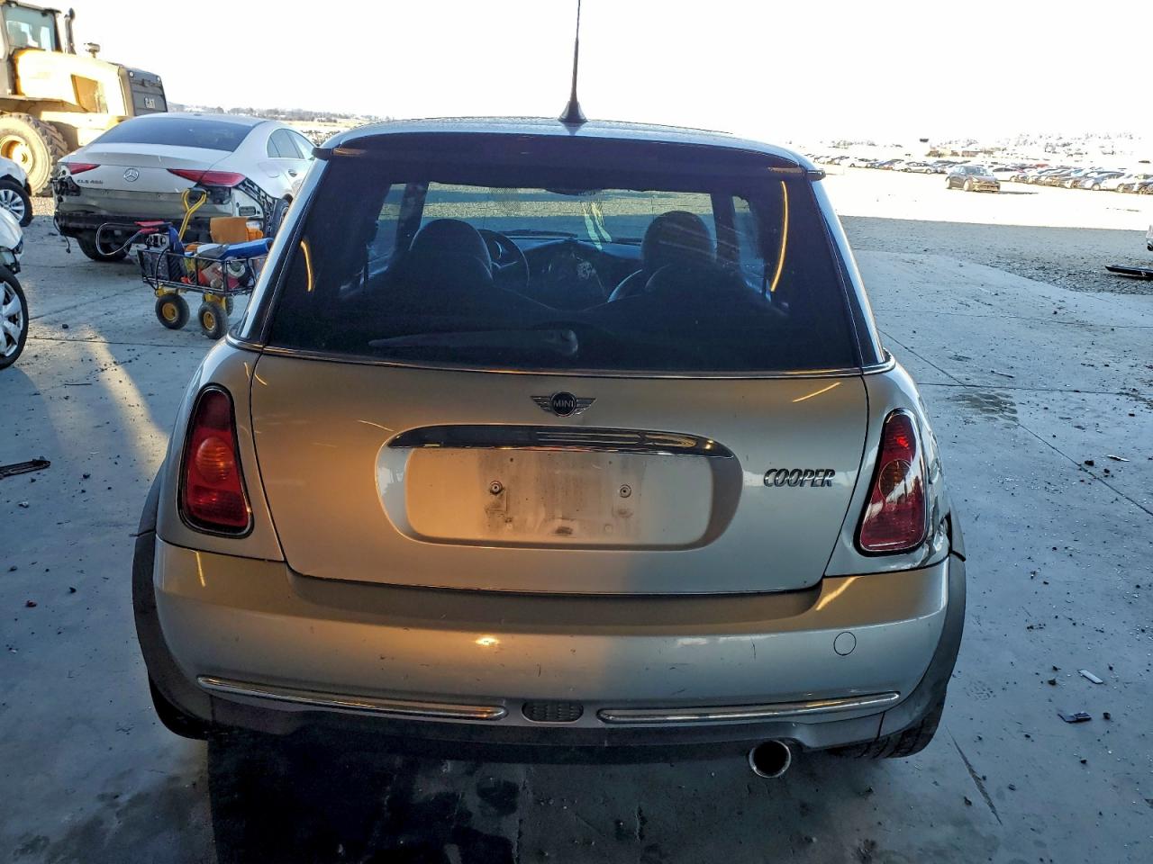 2006 Mini Cooper VIN: WMWRC33516TJ78298 Lot: 94801375