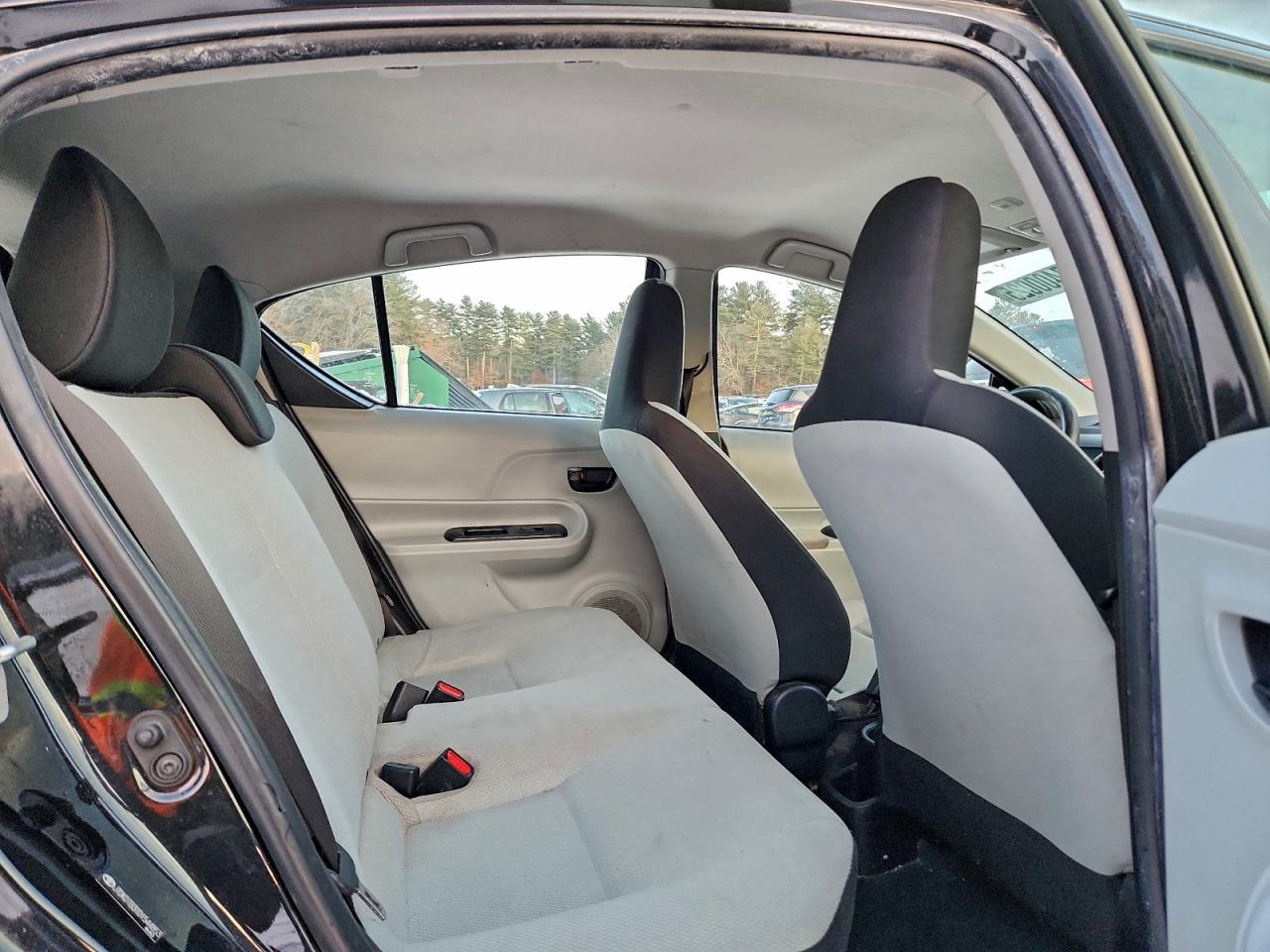 2013 Toyota Prius C VIN: JTDKDTB31D1544853 Lot: 97400025