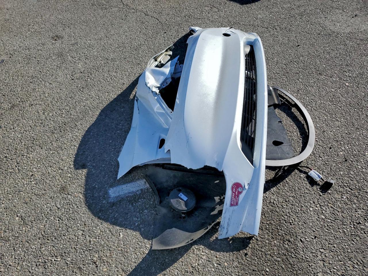 2024 Tesla Model Y VIN: 7SAYGDEE5RA260337 Lot: 93762185