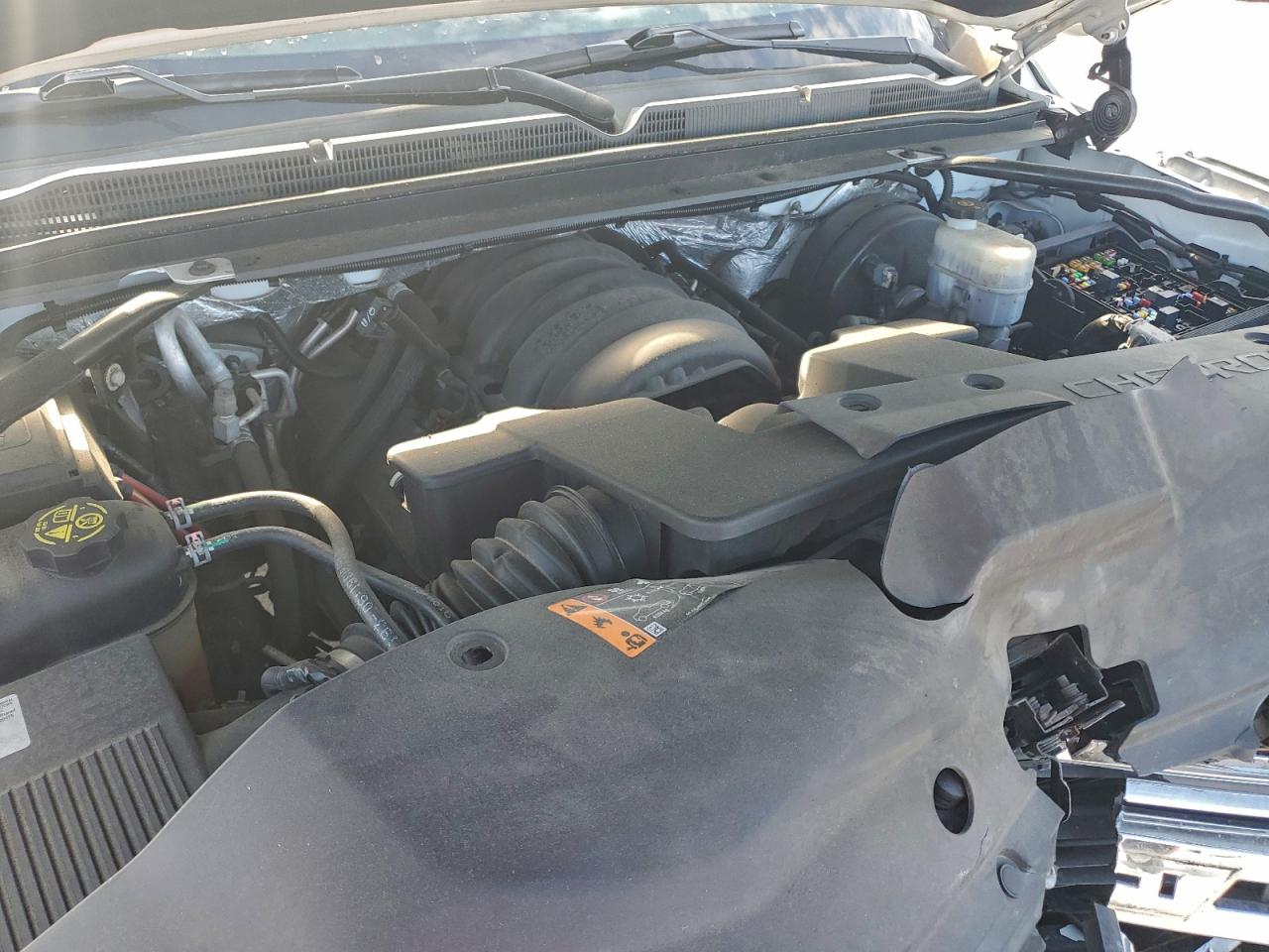 2018 Chevrolet Suburban C1500 Premier VIN: 1GNSCJKC6JR100475 Lot: 95746045