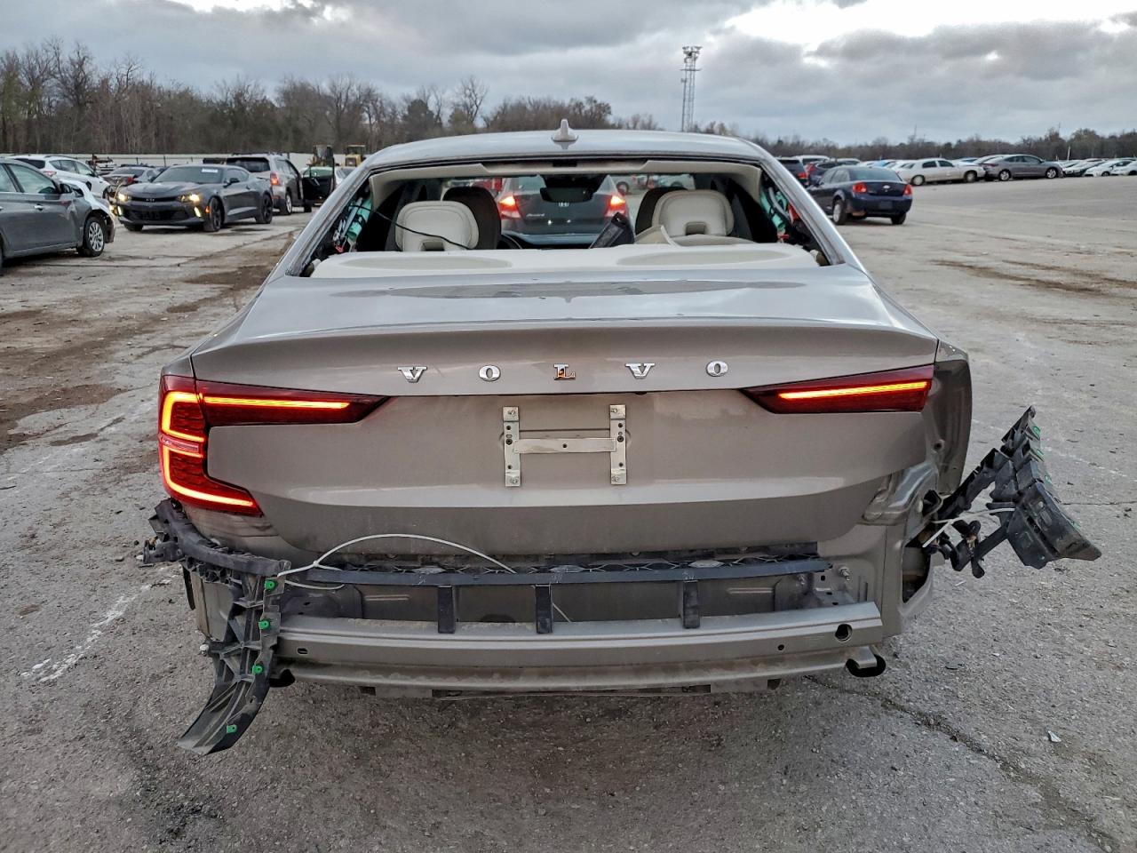 2021 Volvo S60 T5 R-Design VIN: 7JR102FZ4MG118346 Lot: 91250375