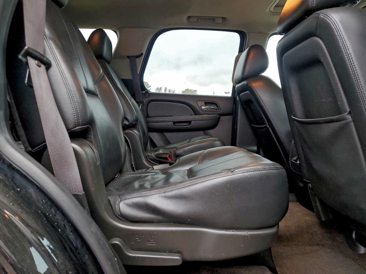 2013 Chevrolet Tahoe K1500 Lt VIN: 1GNSKBE09DR366913 Lot: 94635845