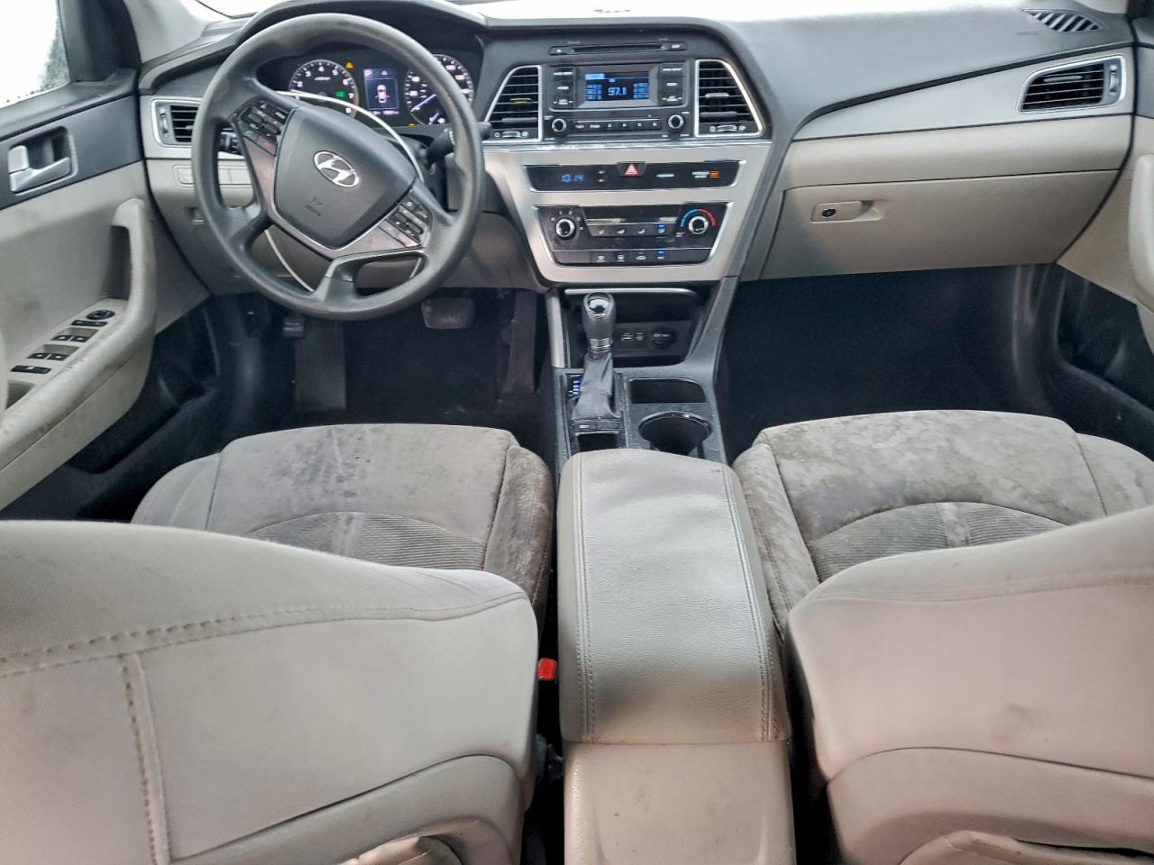 2015 Hyundai Sonata Se VIN: 5NPE24AF4FH004431 Lot: 98143575