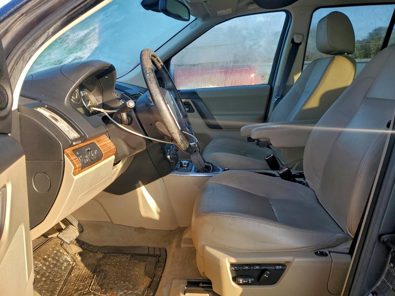 2010 Land Rover Lr2 Hse VIN: SALFR2BNXAH187408 Lot: 95855565