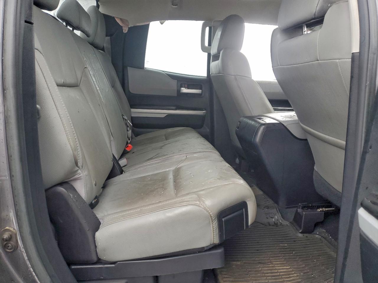 2017 Toyota Tundra Double Cab Limited VIN: 5TFBY5F12HX598559 Lot: 95723275