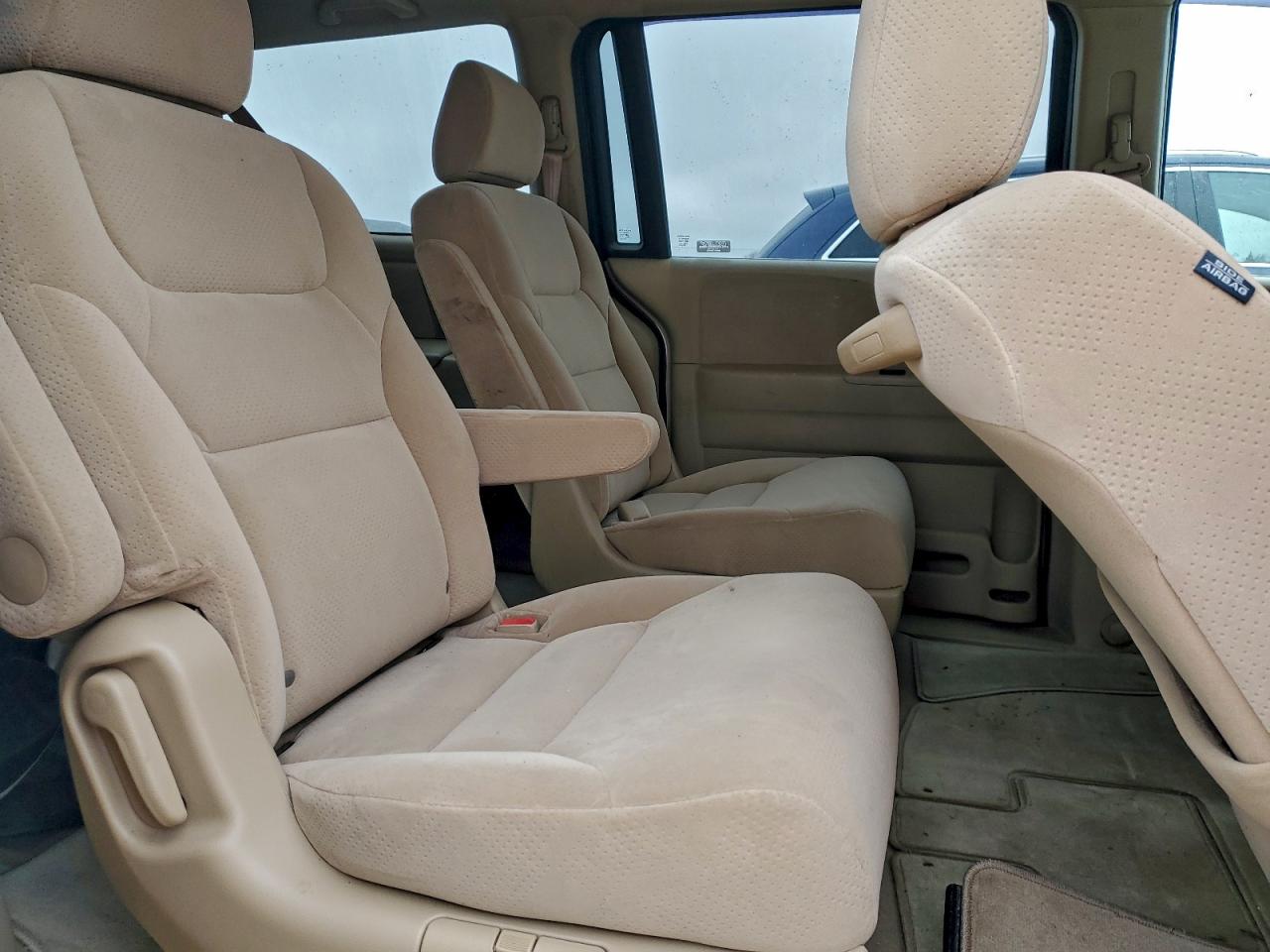 2007 Honda Odyssey Lx VIN: 5FNRL38277B144047 Lot: 97133555