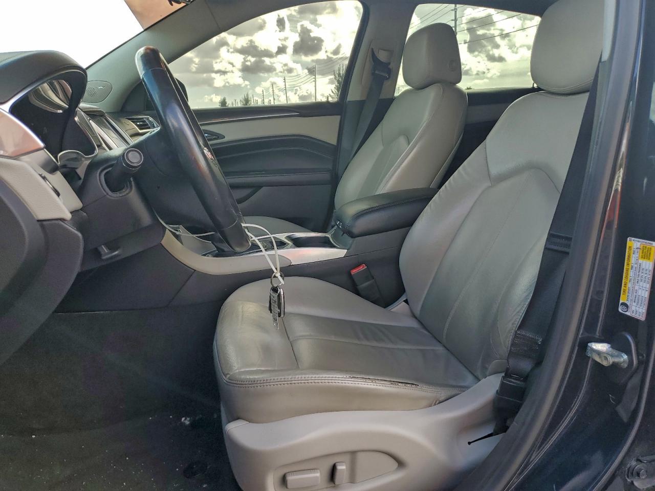 2015 Cadillac Srx VIN: 3GYFNAE37FS528683 Lot: 95347325