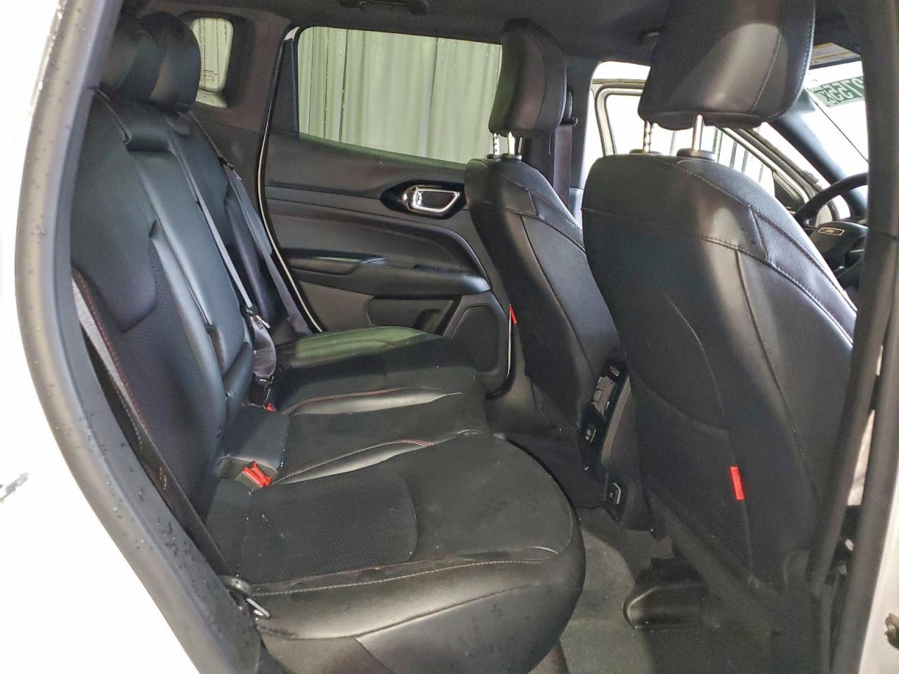 2025 Jeep Compass Trailhawk VIN: 3C4NJDDN2ST564688 Lot: 95522755