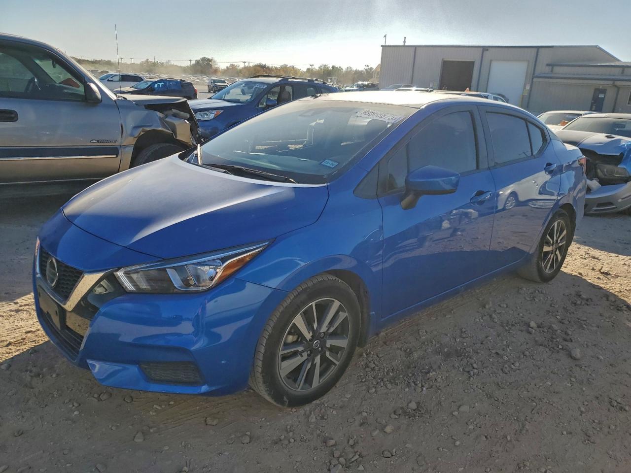 2022 Nissan Versa Sv