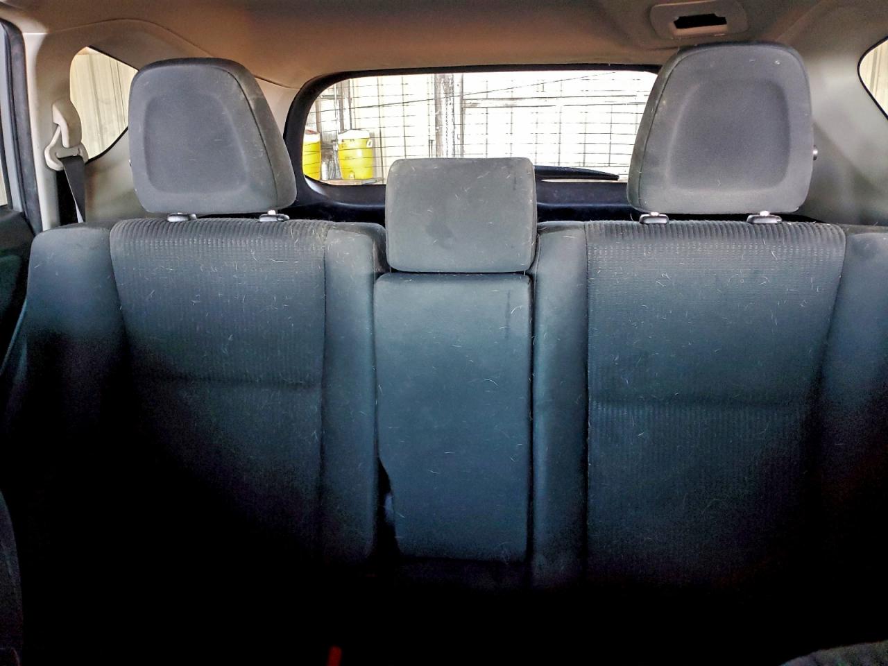 2018 Toyota Rav4 Le VIN: JTMZFREV2JJ211565 Lot: 95892845