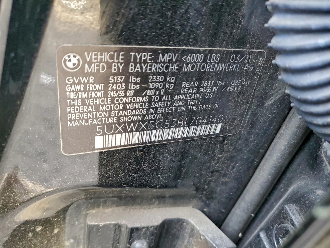 2011 BMW X3 xDrive28I VIN: 5UXWX5C53BL704140 Lot: 95313445