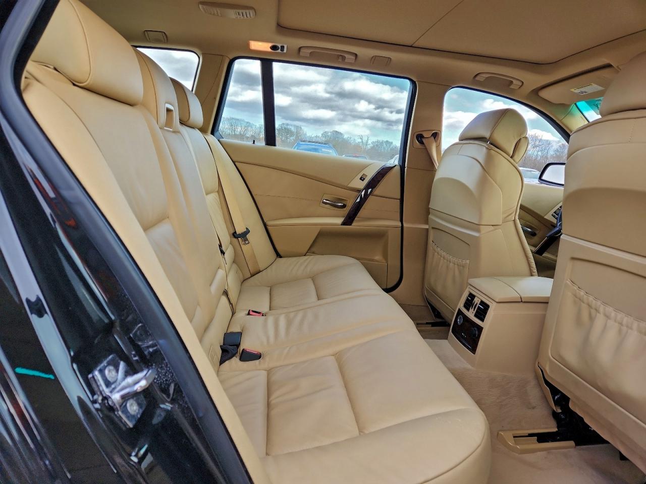 Фото: WBANN73587CN04583