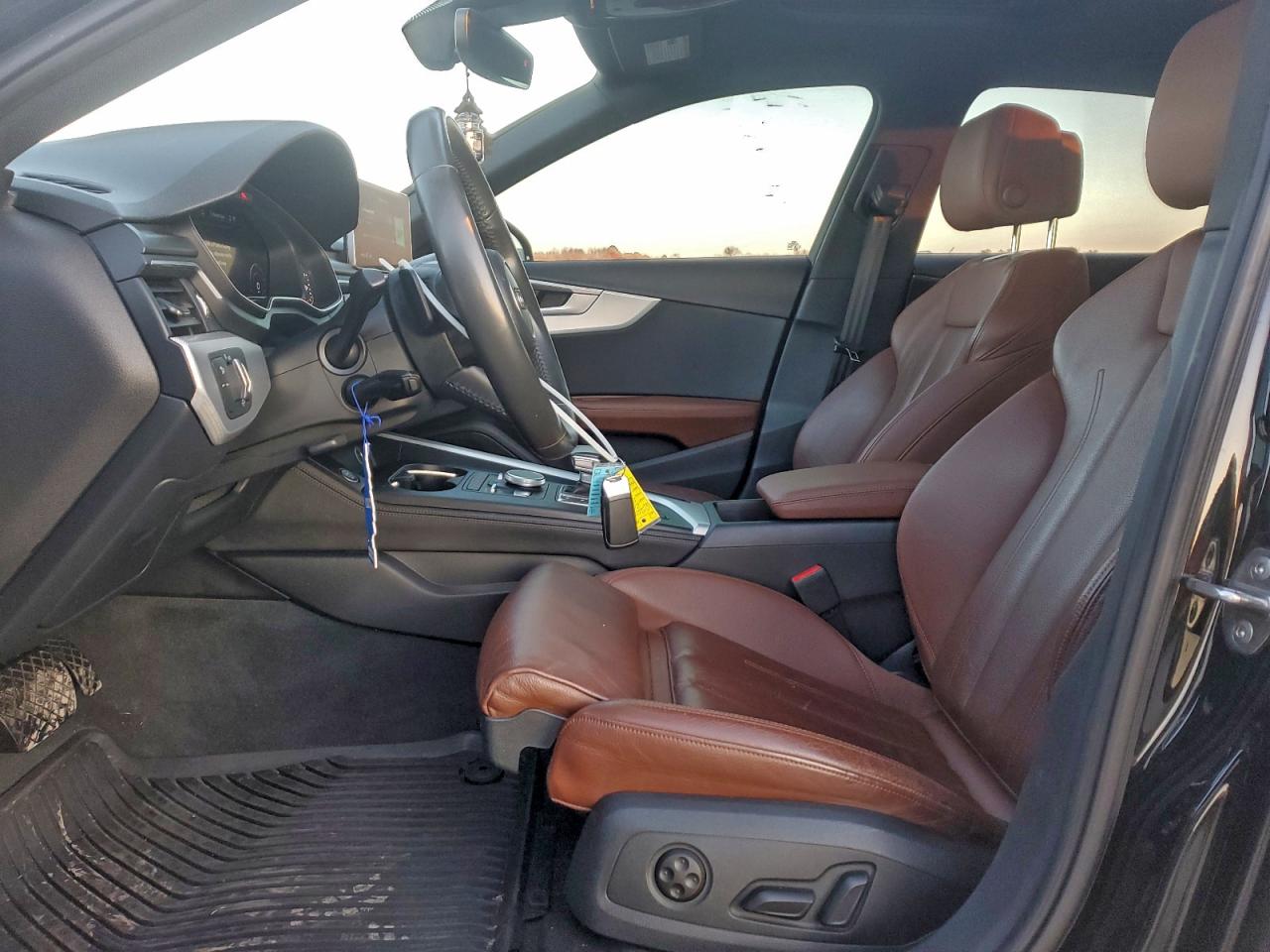 2019 Audi A4 Premium Plus VIN: WAUENAF45KA115369 Lot: 94304665