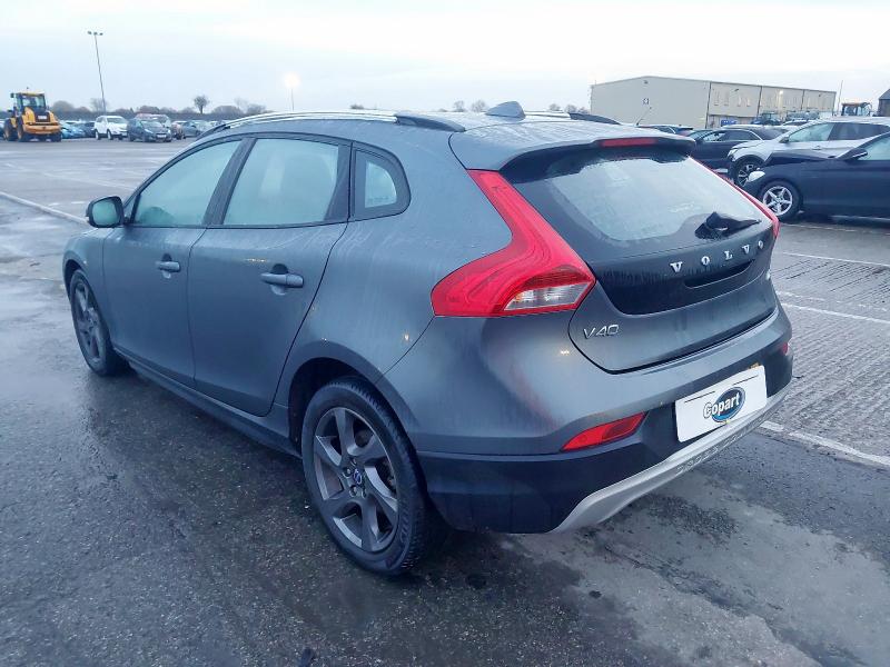 2014 VOLVO V40 D2 CROSS COUNTRY LUX 5DR