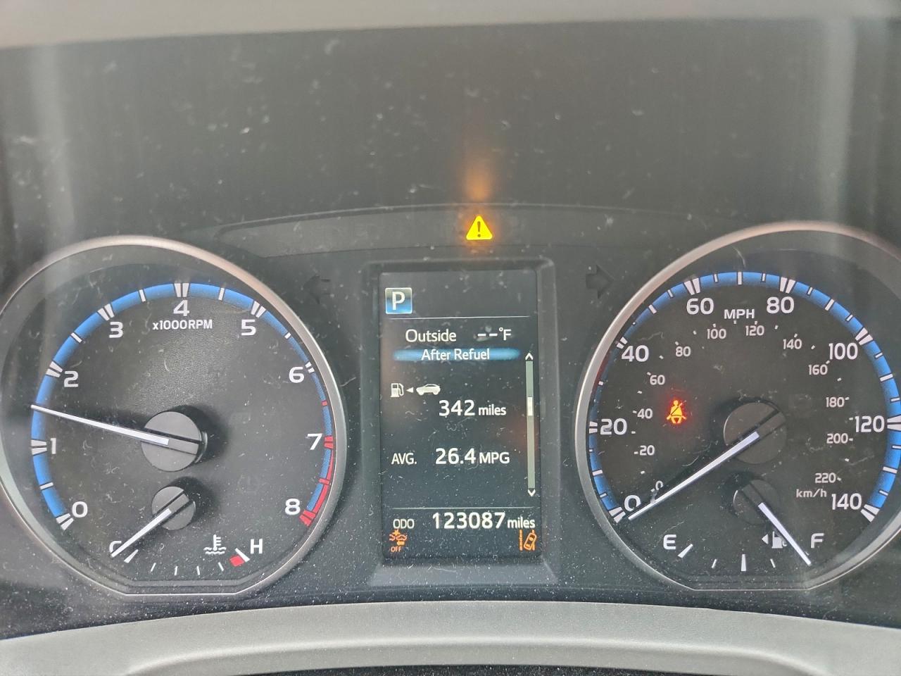 2017 Toyota Rav4 Le VIN: 2T3BFREV3HW571263 Lot: 96302475