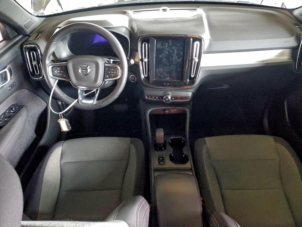 2024 Volvo Xc40 Core VIN: YV4L12UK8R2342098 Lot: 96051845