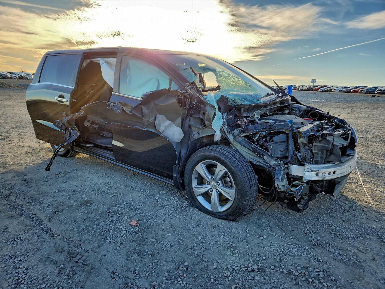 2018 Honda Odyssey Exl VIN: 5FNRL6H77JB010353 Lot: 97515615