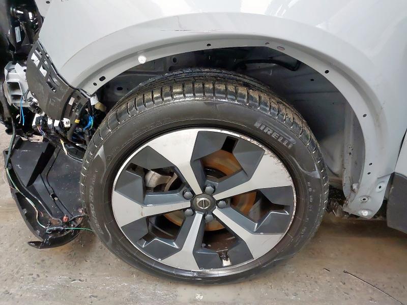 2024 VOLVO XC40 2.0 B3P PLUS DARK 5DR AUTO