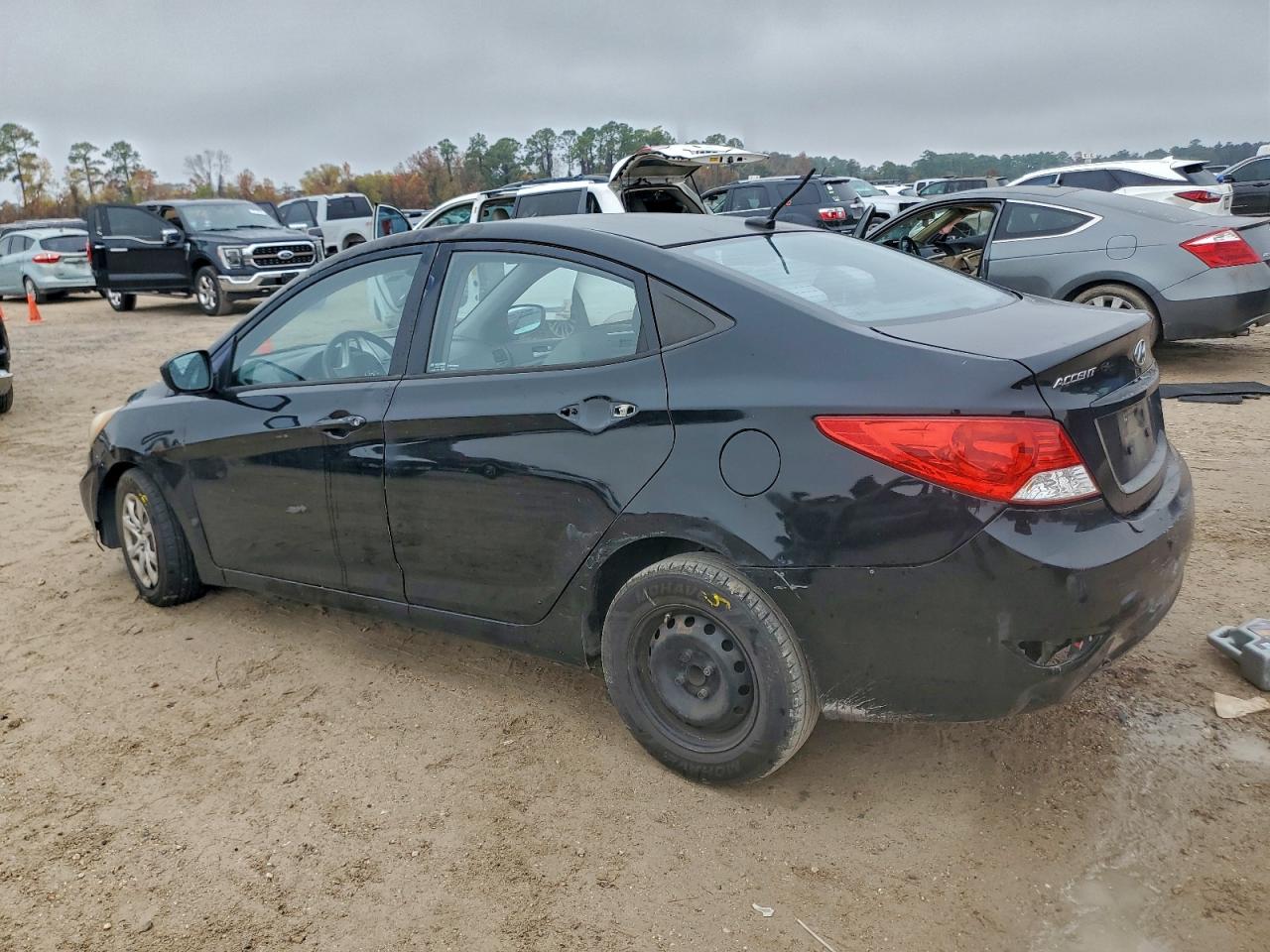 2013 Hyundai Accent Gls VIN: KMHCT4AE8DU456036 Lot: 97405575