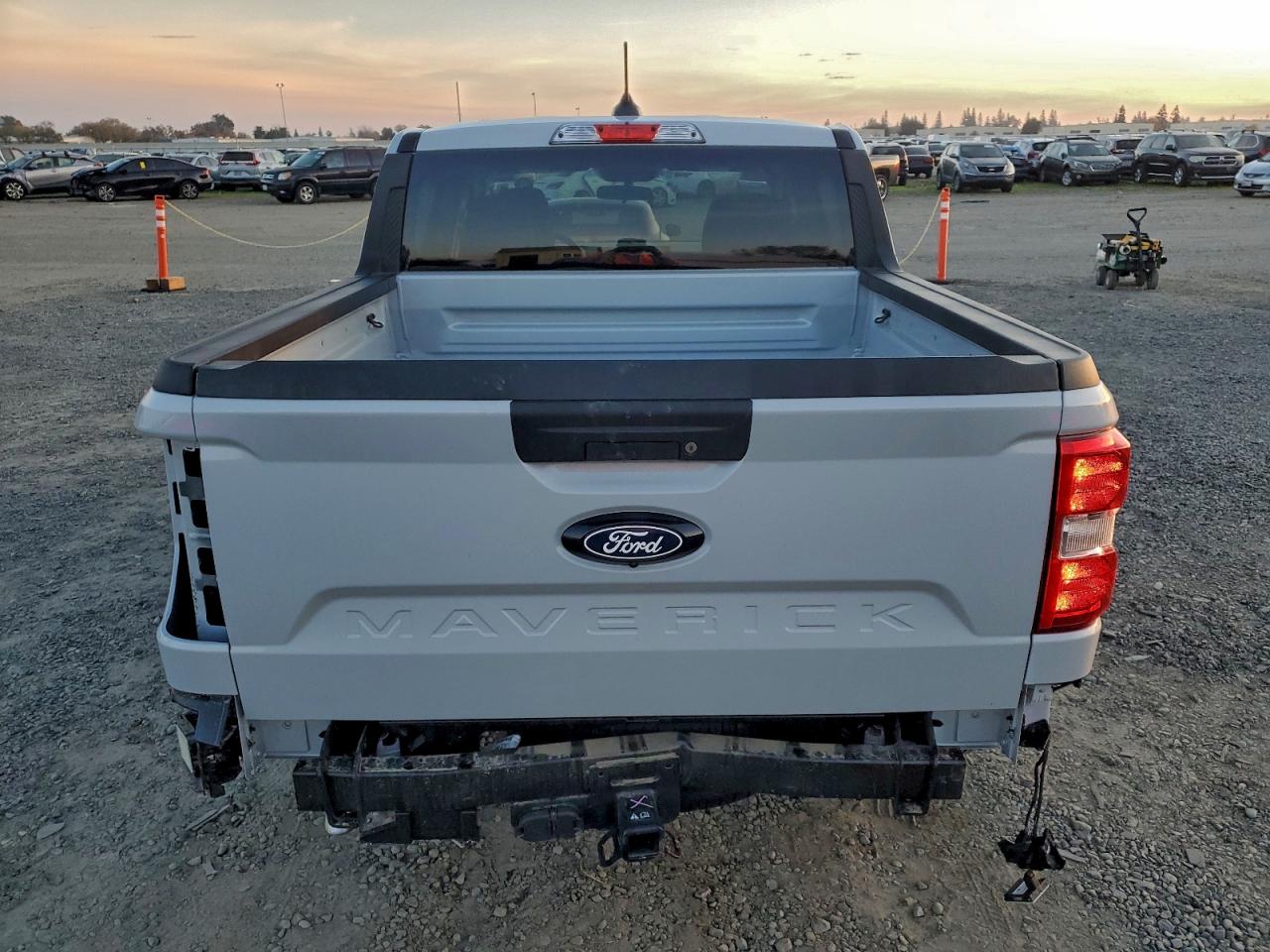 2025 Ford Maverick Xl VIN: 3FTTW8B30SRB27190 Lot: 95555535