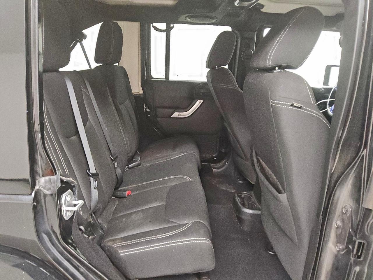 2014 Jeep Wrangler Unlimited Sahara VIN: 1C4HJWEG2EL290613 Lot: 94779825