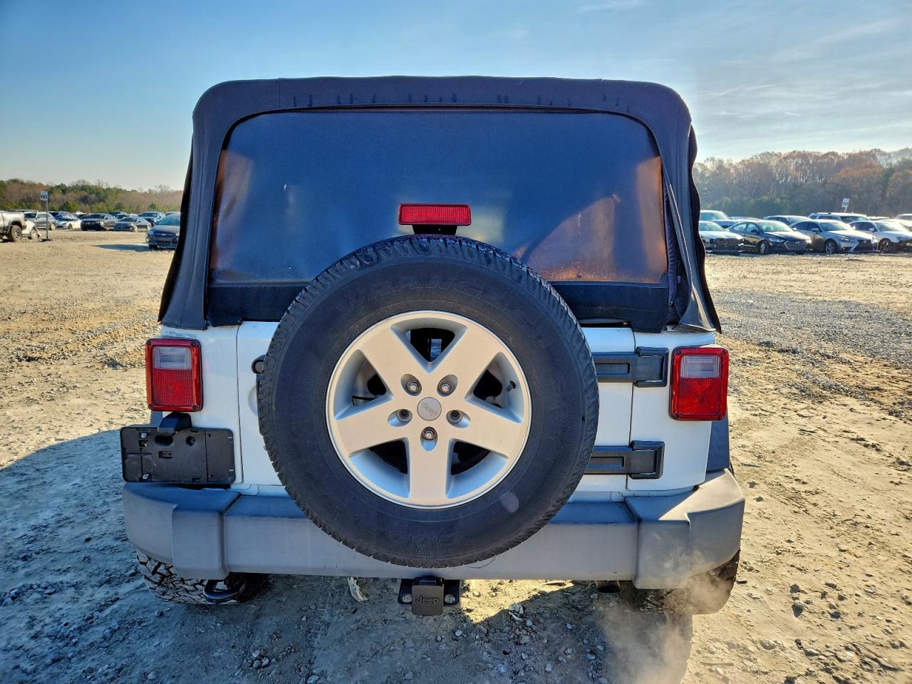 2014 Jeep Wrangler Unlimited Sport VIN: 1C4BJWDG6EL159319 Lot: 96571745