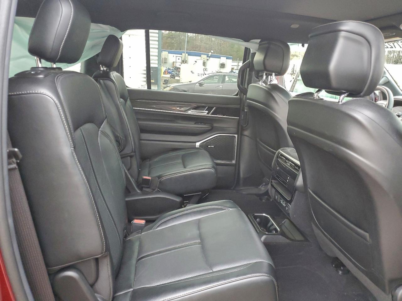 2022 Jeep Wagoneer Series Ii VIN: 1C4SJVBT4NS211904 Lot: 95671225